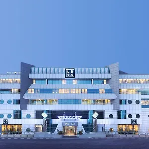 4* Ξενοδοχείο με διαμερίσματα Leva And Suites, Opposite Downtown